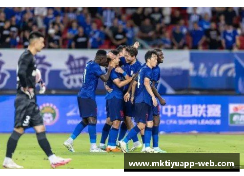 mk体育戈丁：被誉为最佳中后卫，为球队稳固防线的铁血战士